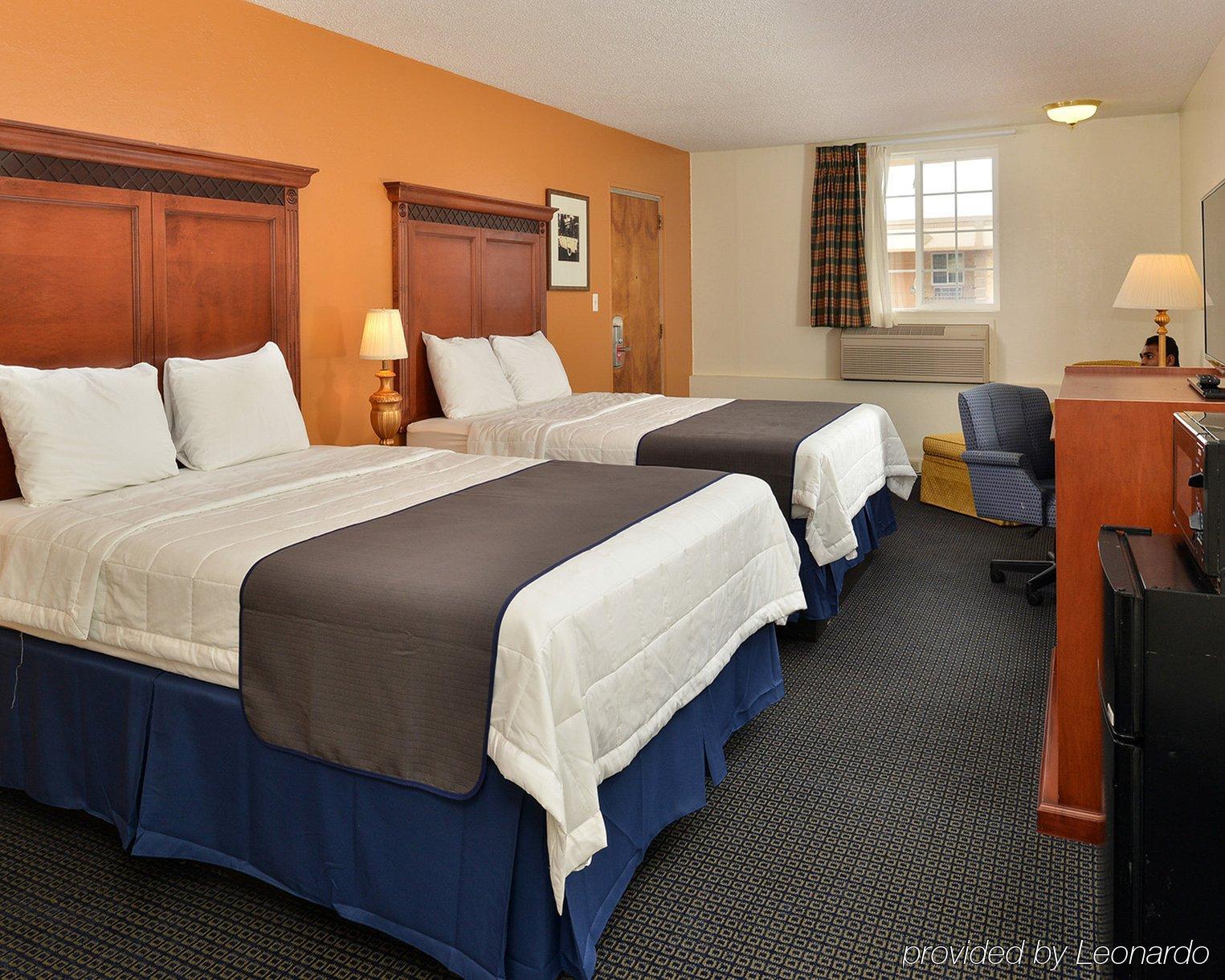 Rodeway Inn Saint Joseph Exterior foto