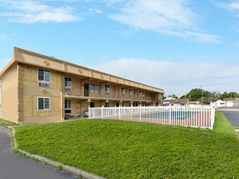 Rodeway Inn Saint Joseph Exterior foto